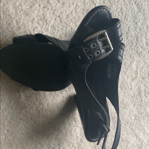 Black slingback heels size 7.5 (US) Fossil - Picture 6 of 8